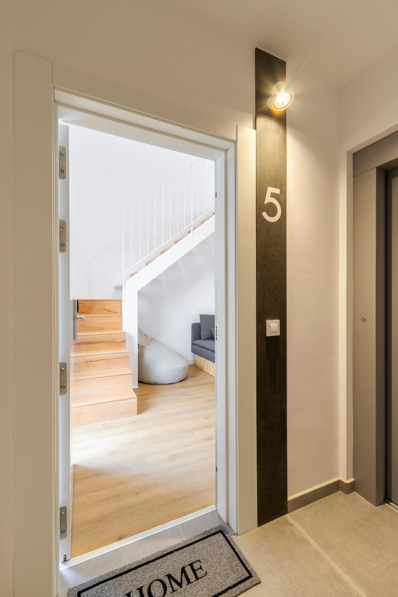 Urbanfive Apartamentos Ourense Centro מראה חיצוני תמונה